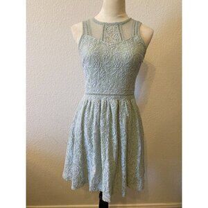 Women's Maurices Light Mint Green‎ Sleeveless Dress with Lace Size 5/6